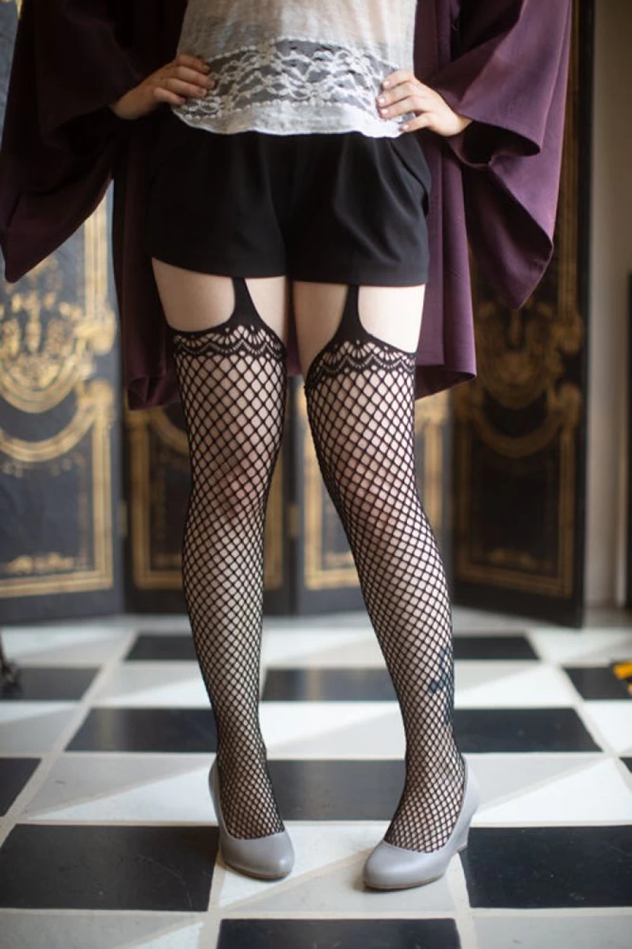 Leg Avenue Scalloped Lace Garter Stockings with Strappy Detachable Top for Women