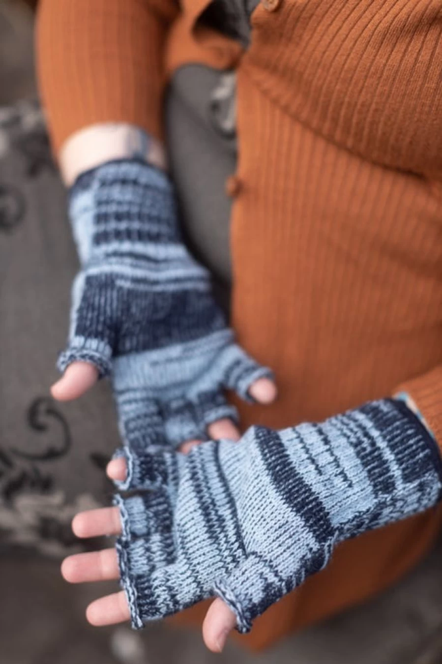 Sock Dreams Space Dyed Textured Fingerless Gloves for Fashion & Warmth